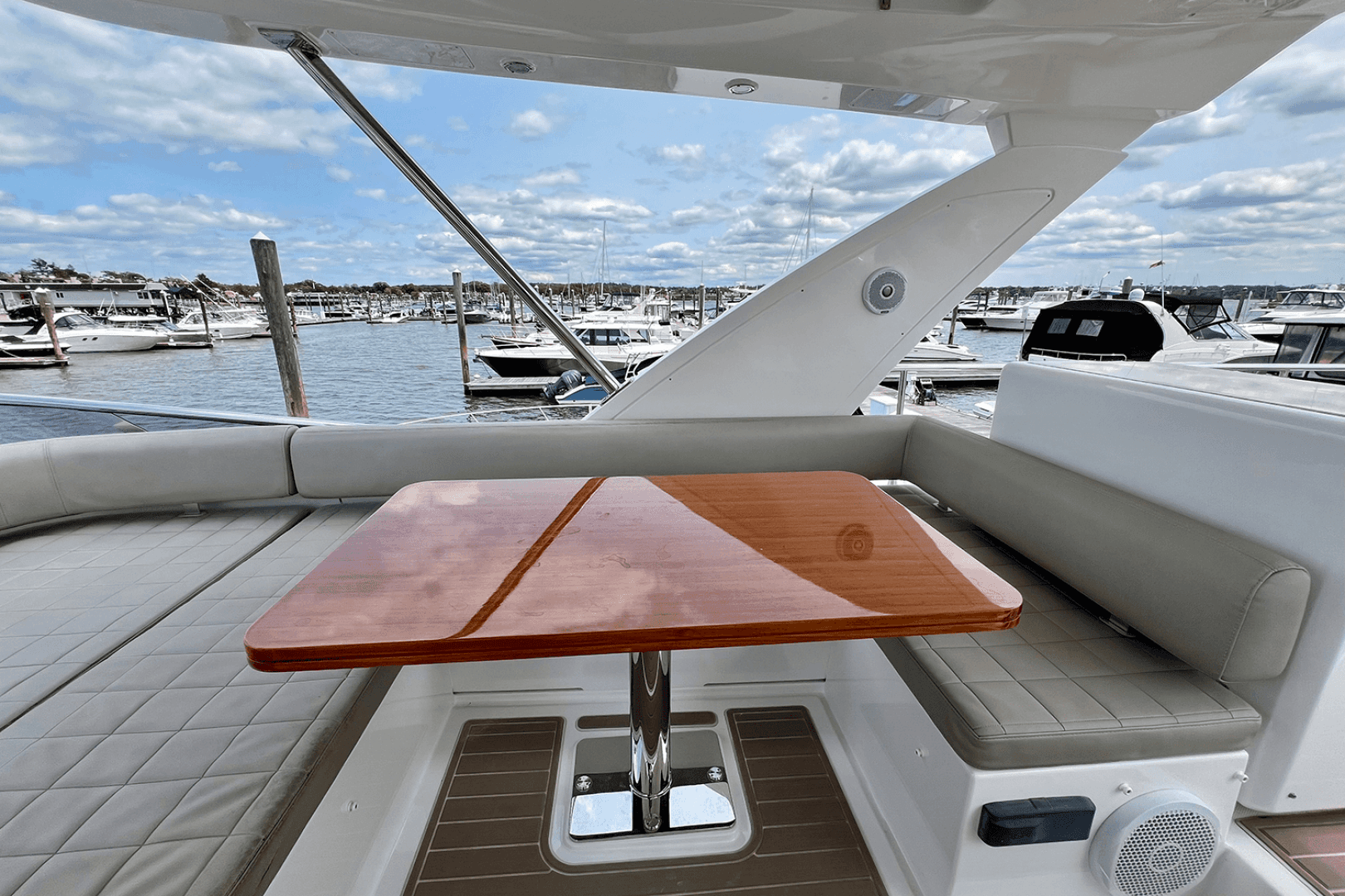 2019 Azimut 50 Flybridge — photo 32