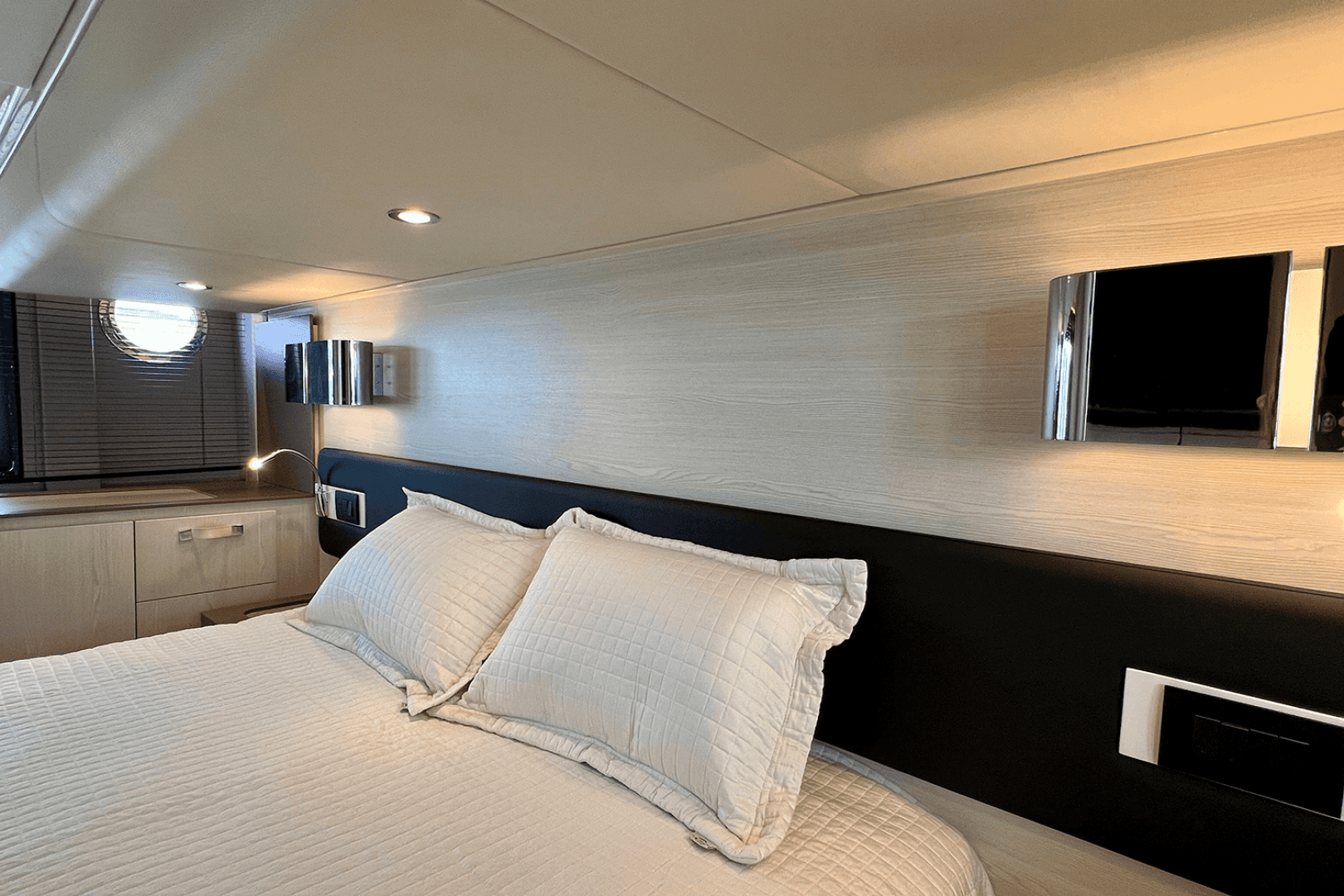 2019 Azimut 50 Flybridge — photo 78