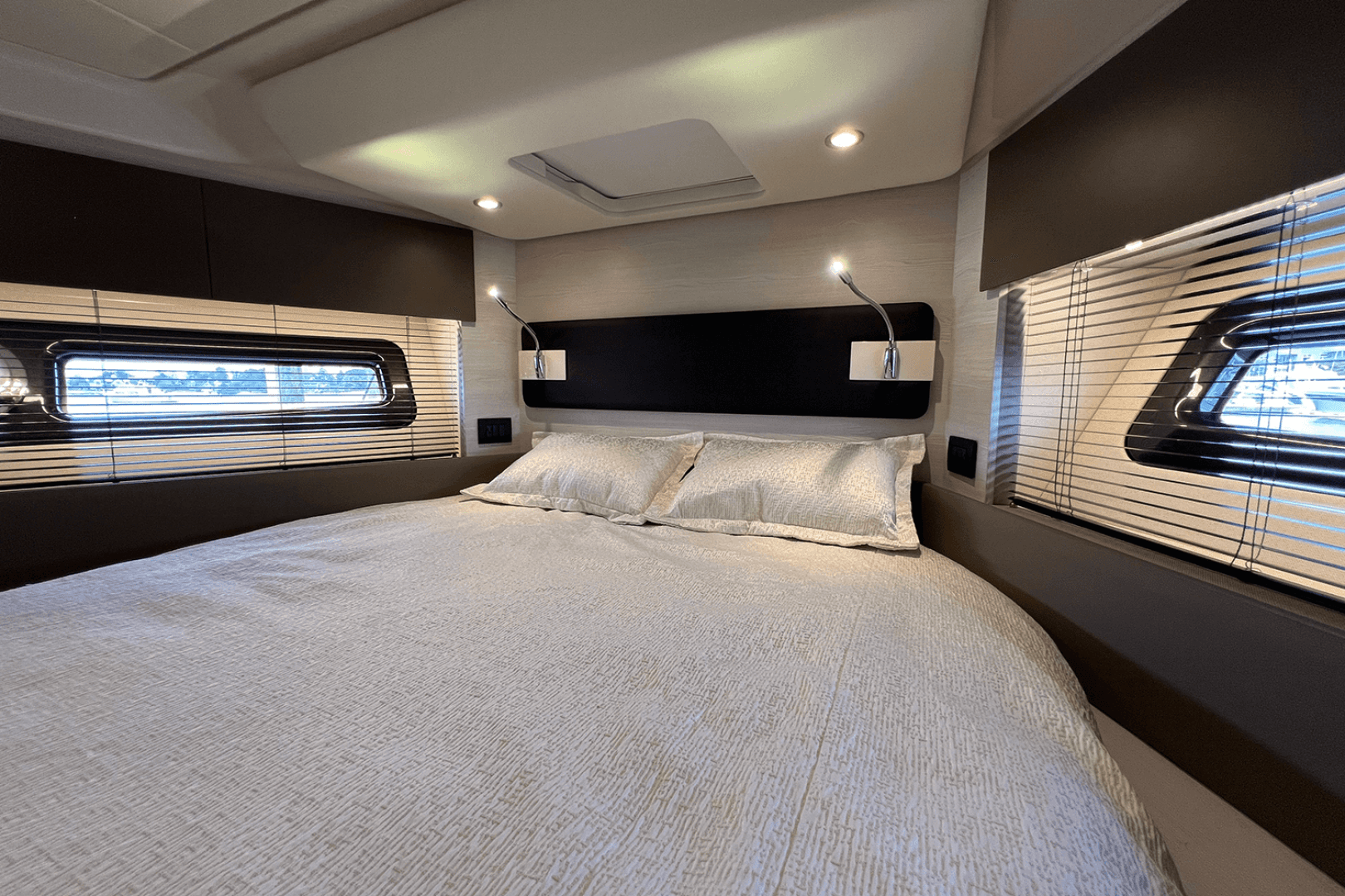 2019 Azimut 50 Flybridge — photo 72