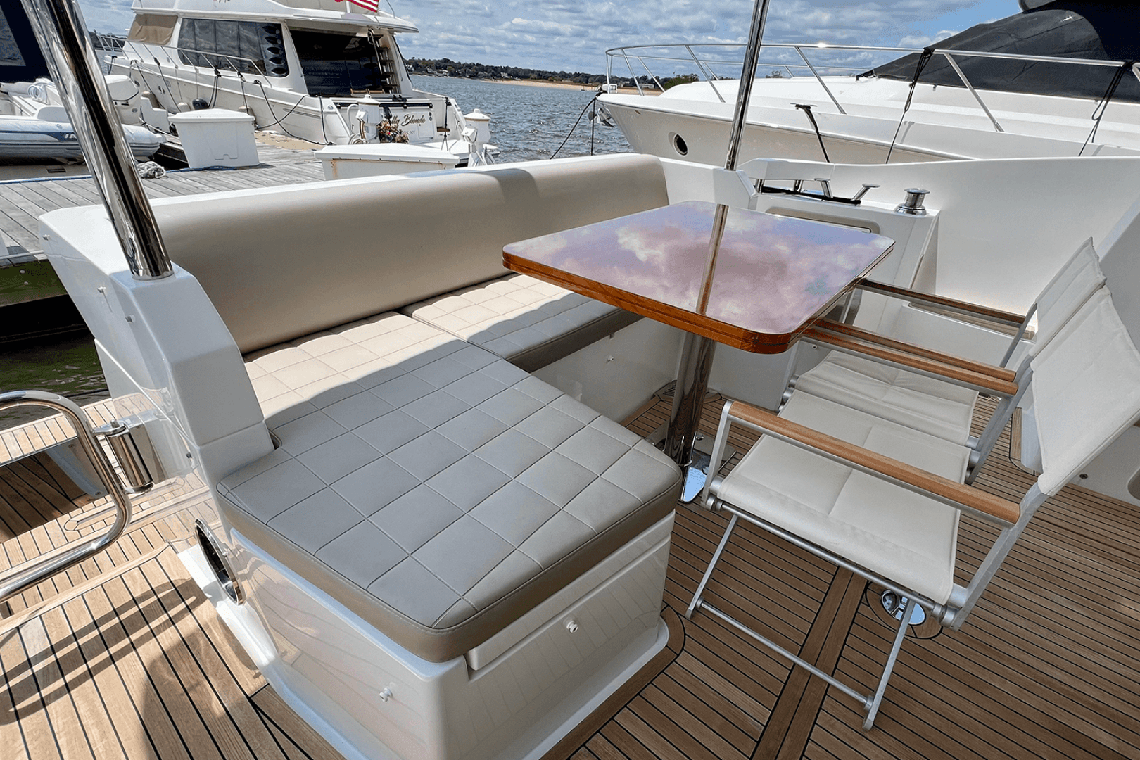 2019 Azimut 50 Flybridge — photo 18