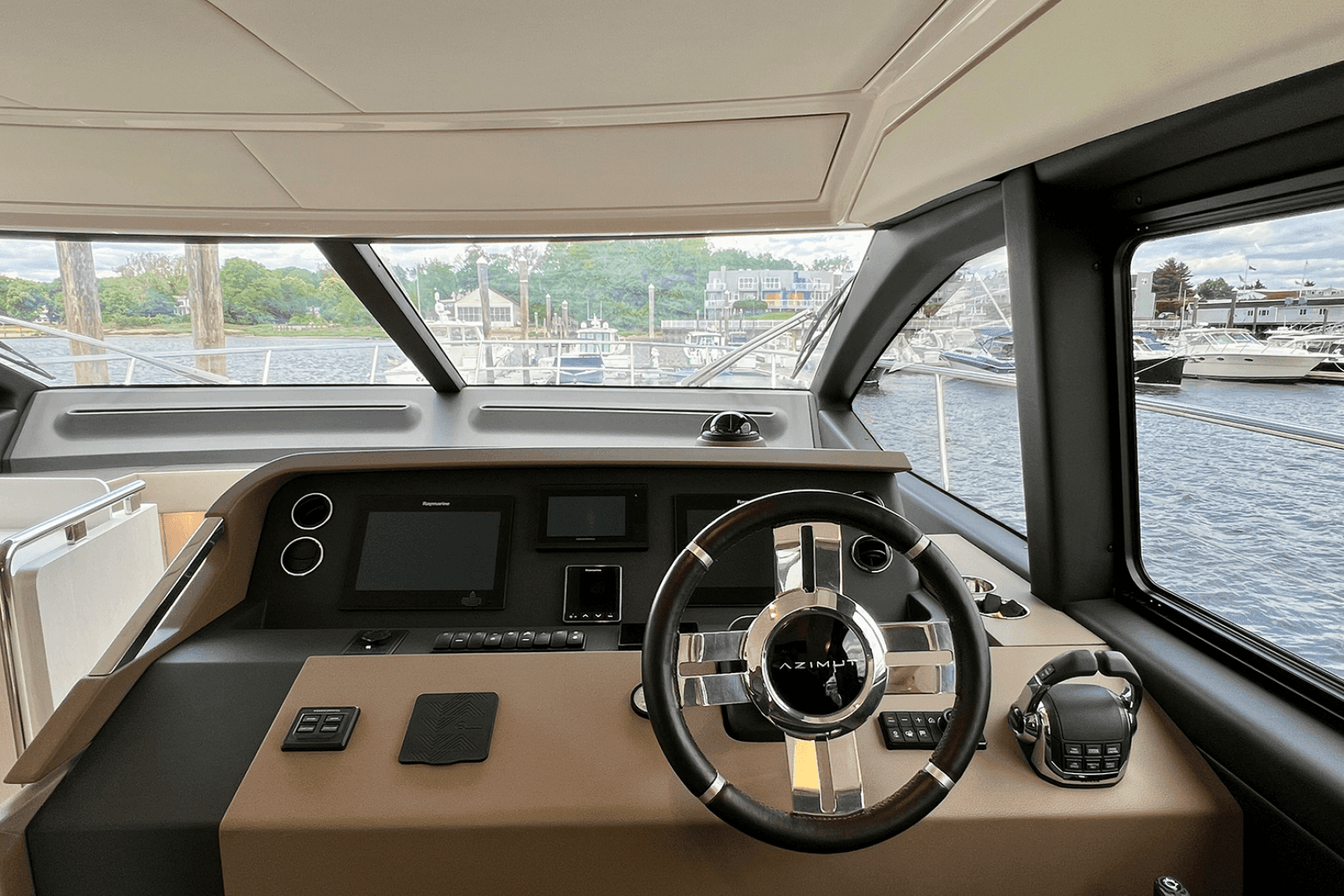 2019 Azimut 50 Flybridge — photo 57