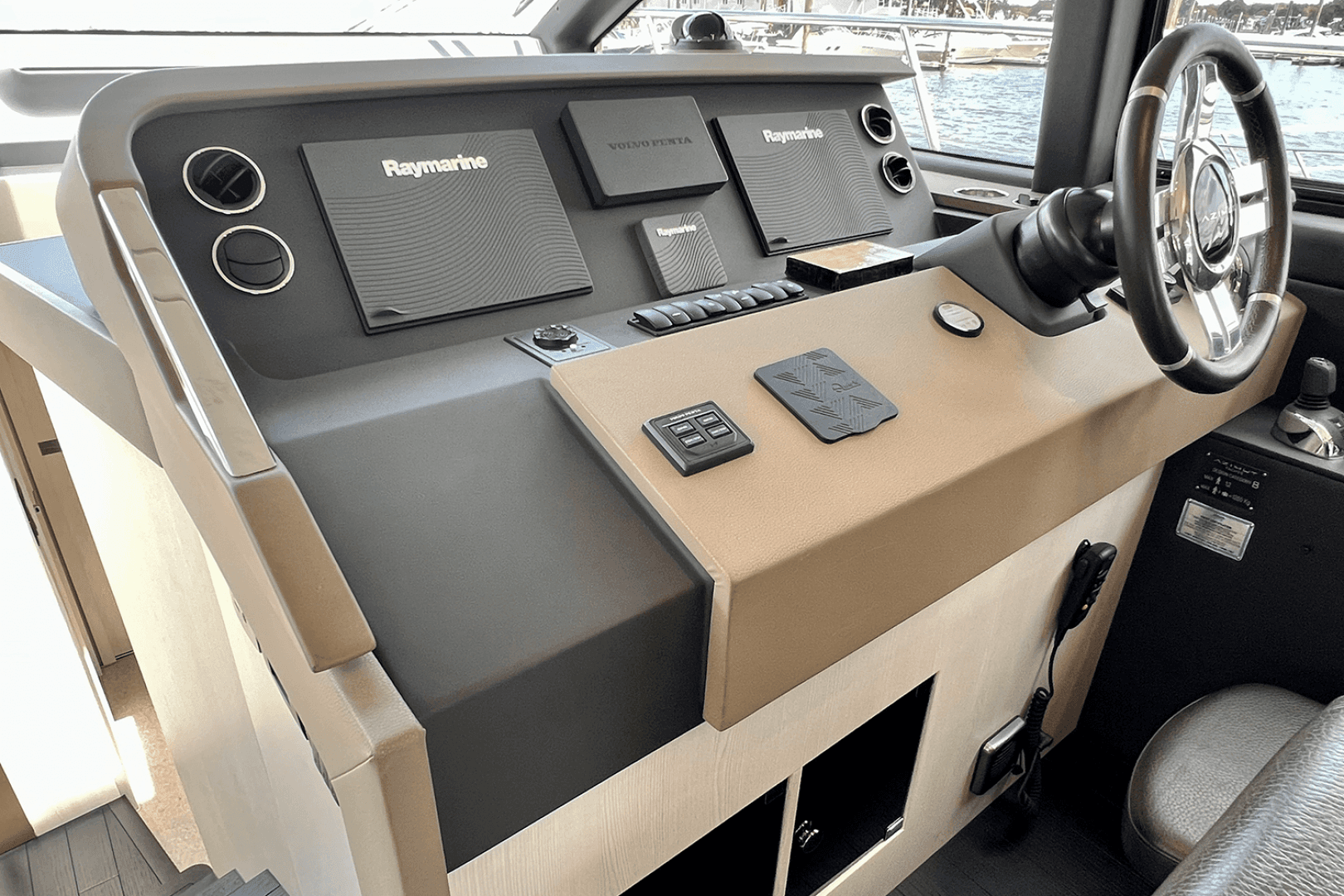2019 Azimut 50 Flybridge — photo 60