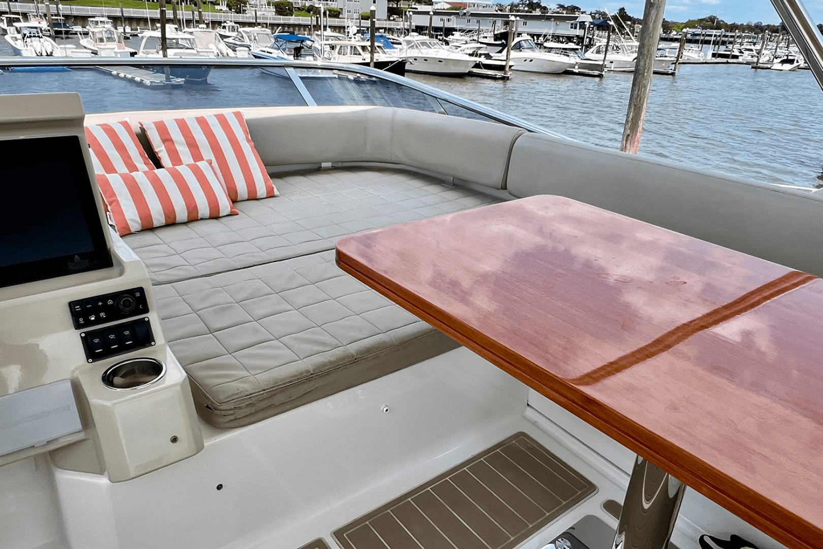 2019 Azimut 50 Flybridge — photo 33