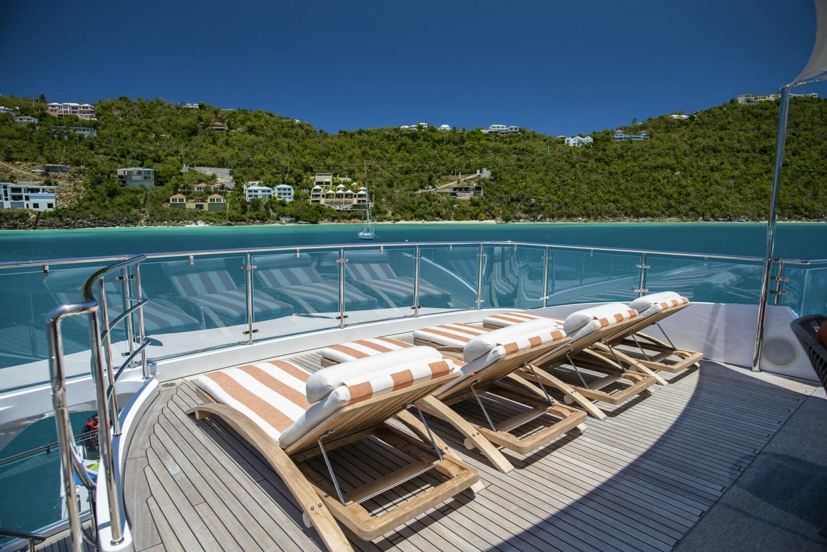 2018 Benetti Classic Supreme 132 — photo 47