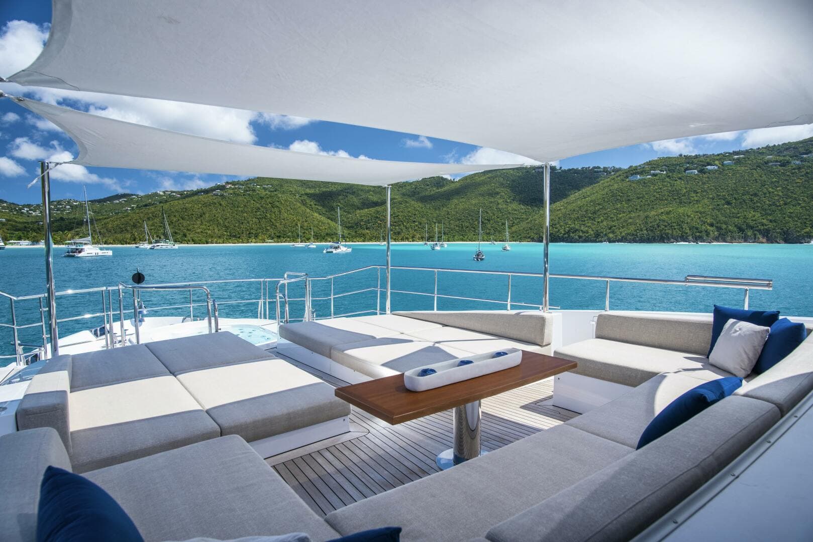 2018 Benetti Classic Supreme 132 — photo 37