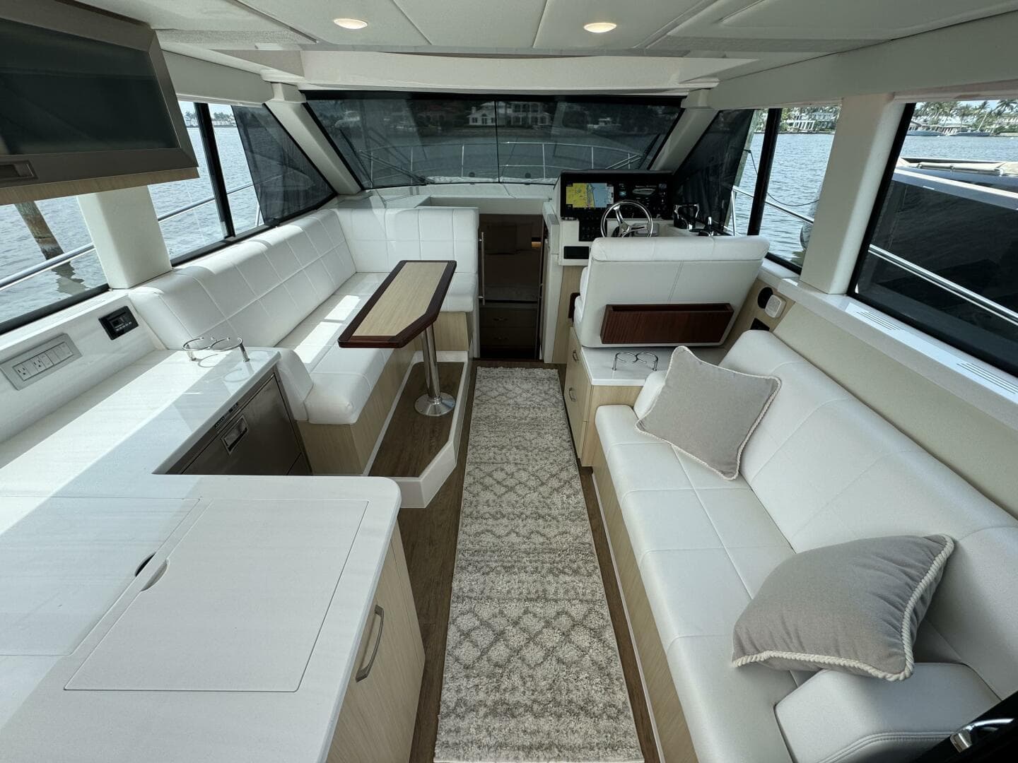 2024 Regal 38 Xo — photo 22