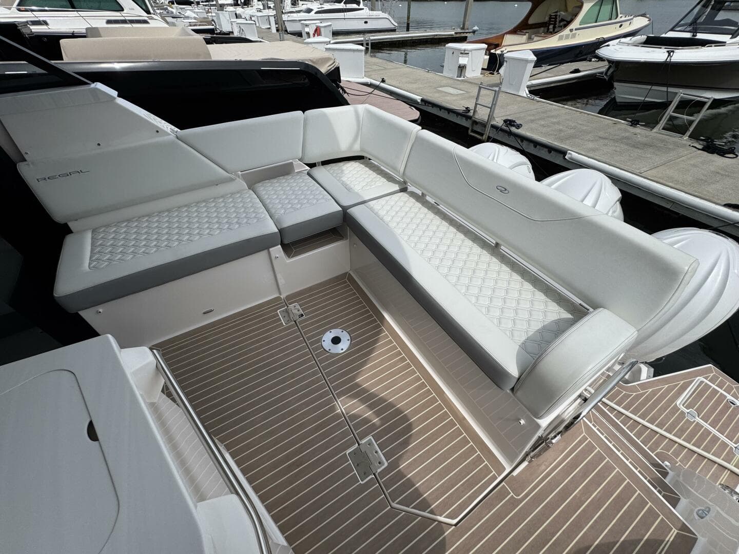 2024 Regal 38 Xo — photo 15