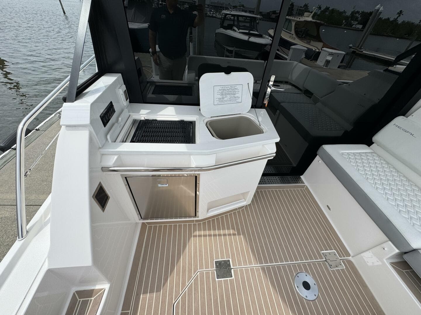 2024 Regal 38 Xo — photo 17