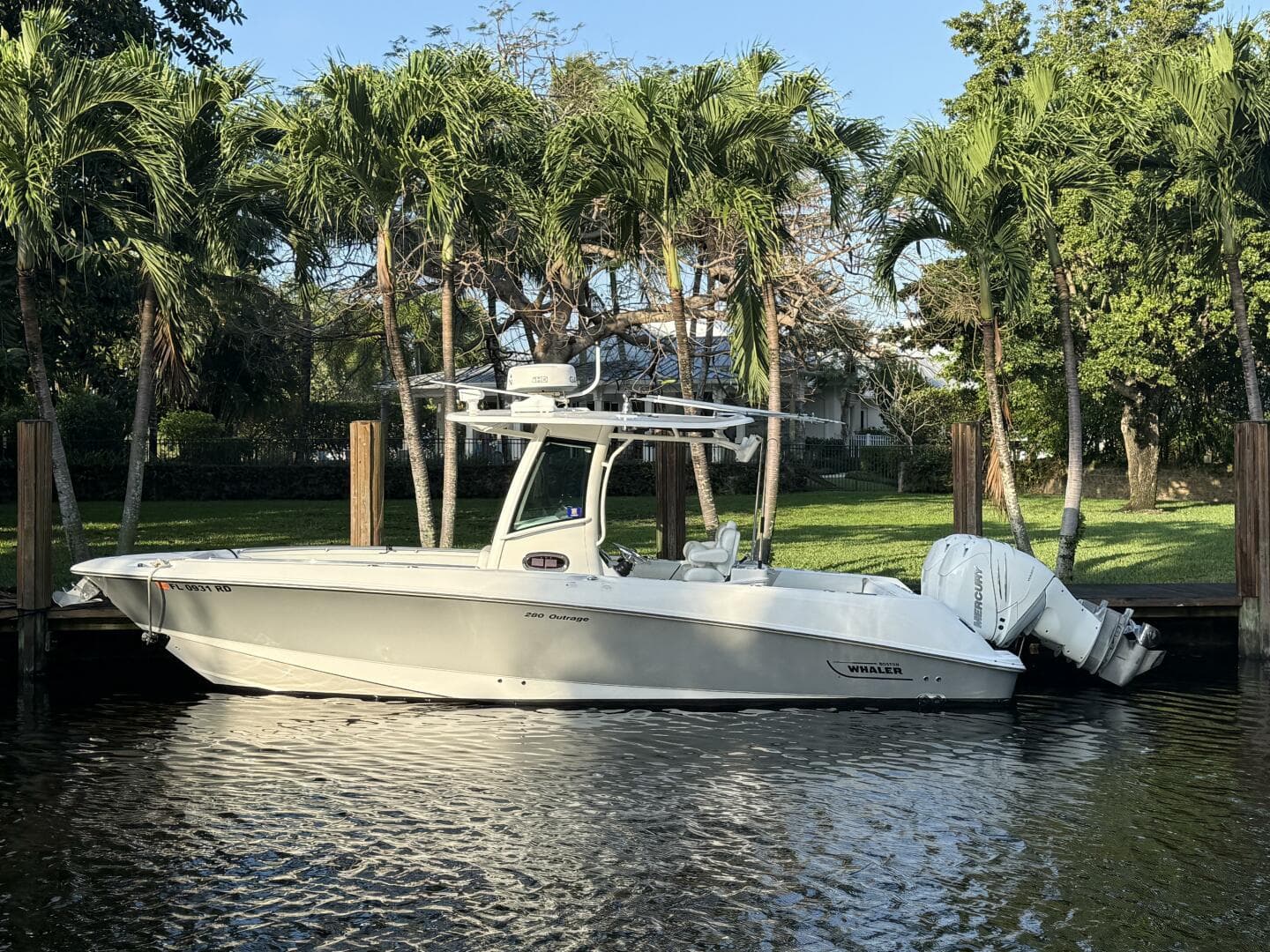 2016 Boston Whaler 280 Outrage — photo 29