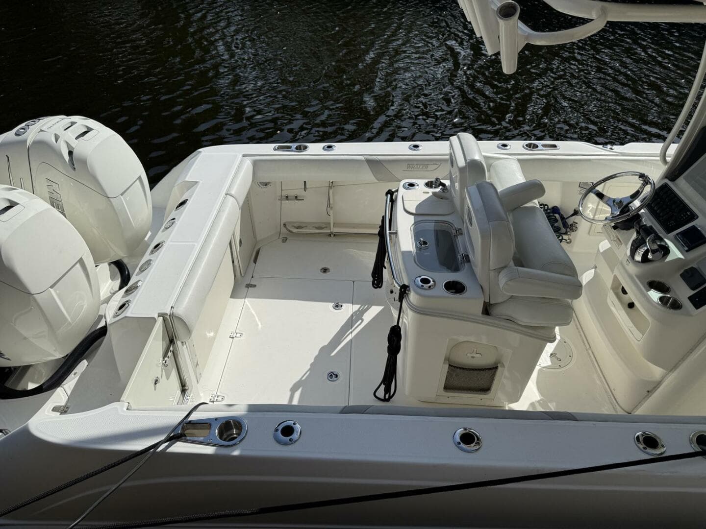 2016 Boston Whaler 280 Outrage — photo 25