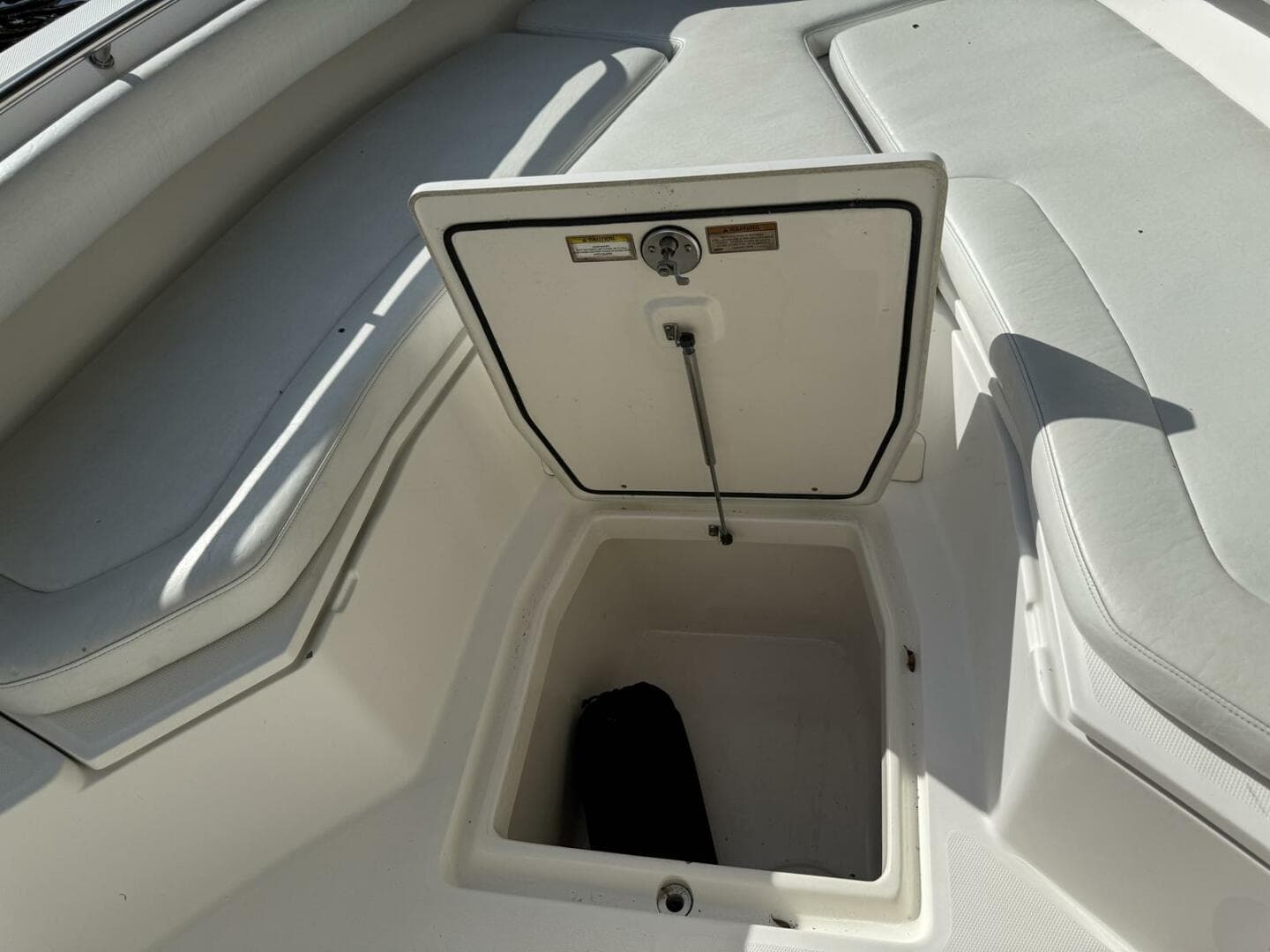2016 Boston Whaler 280 Outrage — photo 7