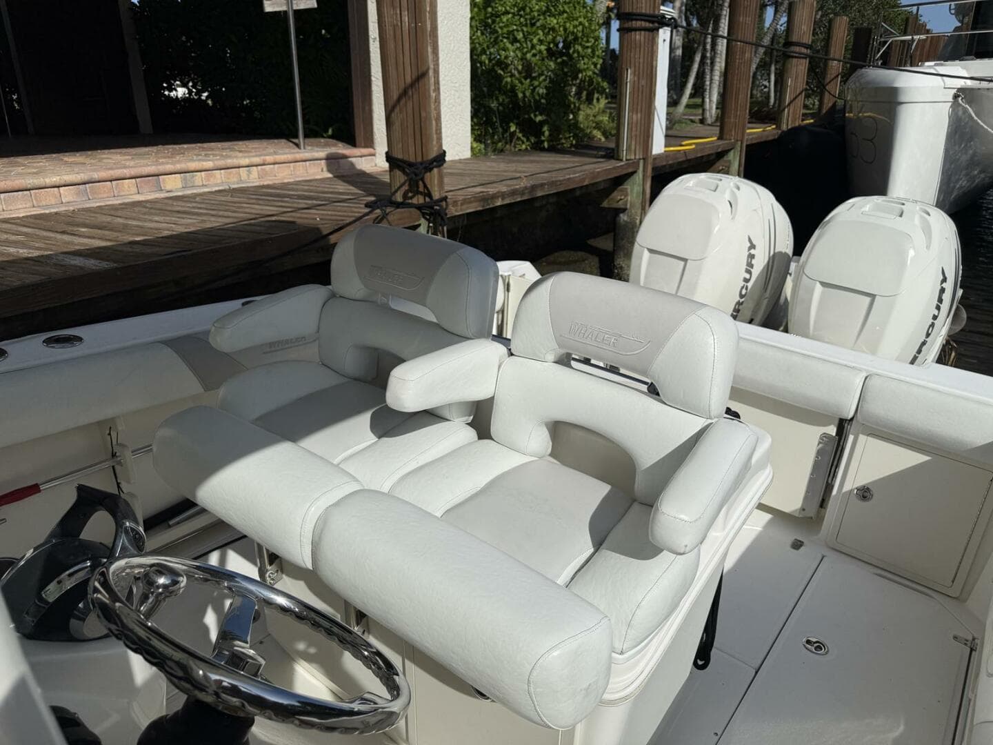 2016 Boston Whaler 280 Outrage — photo 22