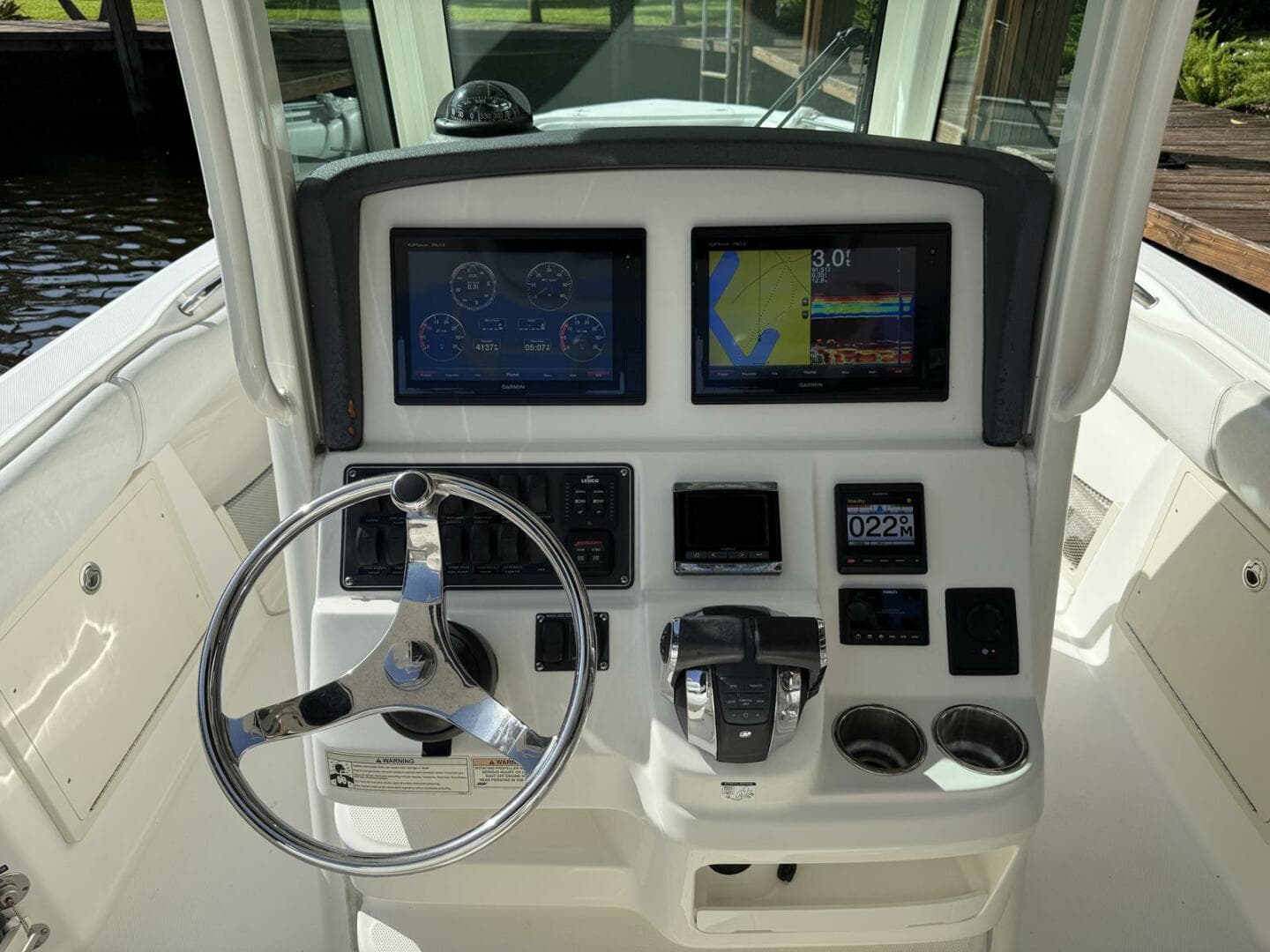 2016 Boston Whaler 280 Outrage — photo 18