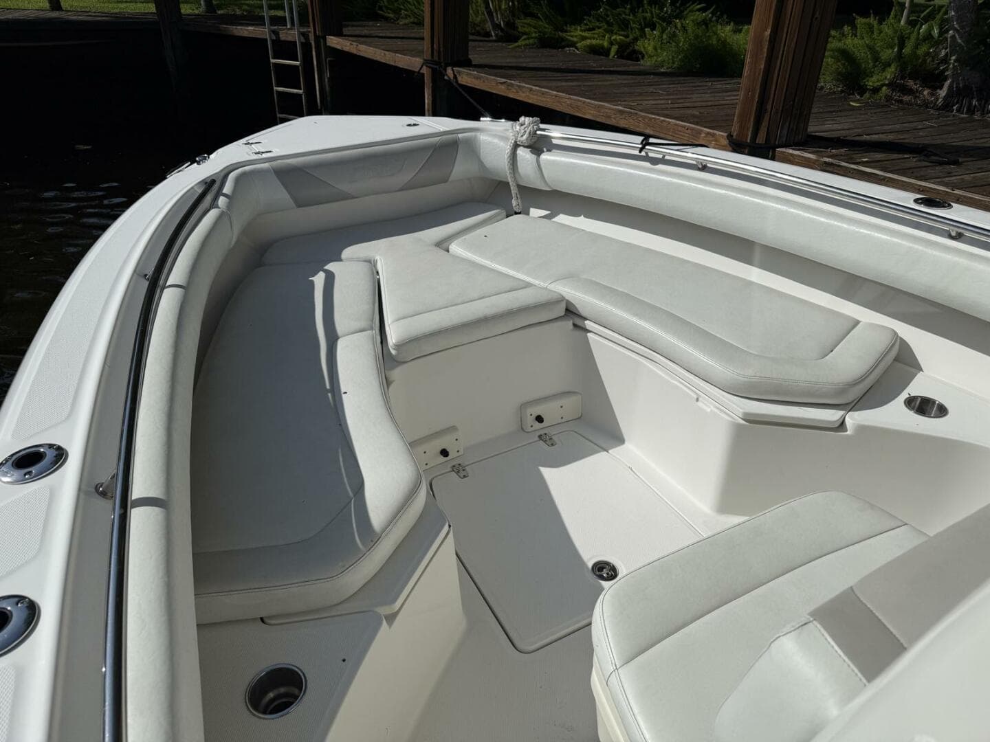 2016 Boston Whaler 280 Outrage — photo 6