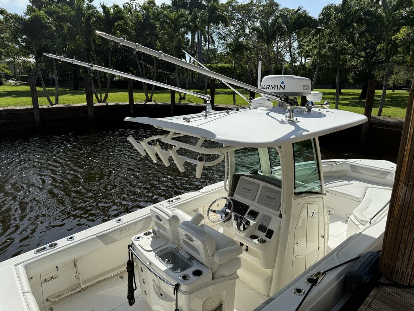 2016 Boston Whaler 280 Outrage — photo 11