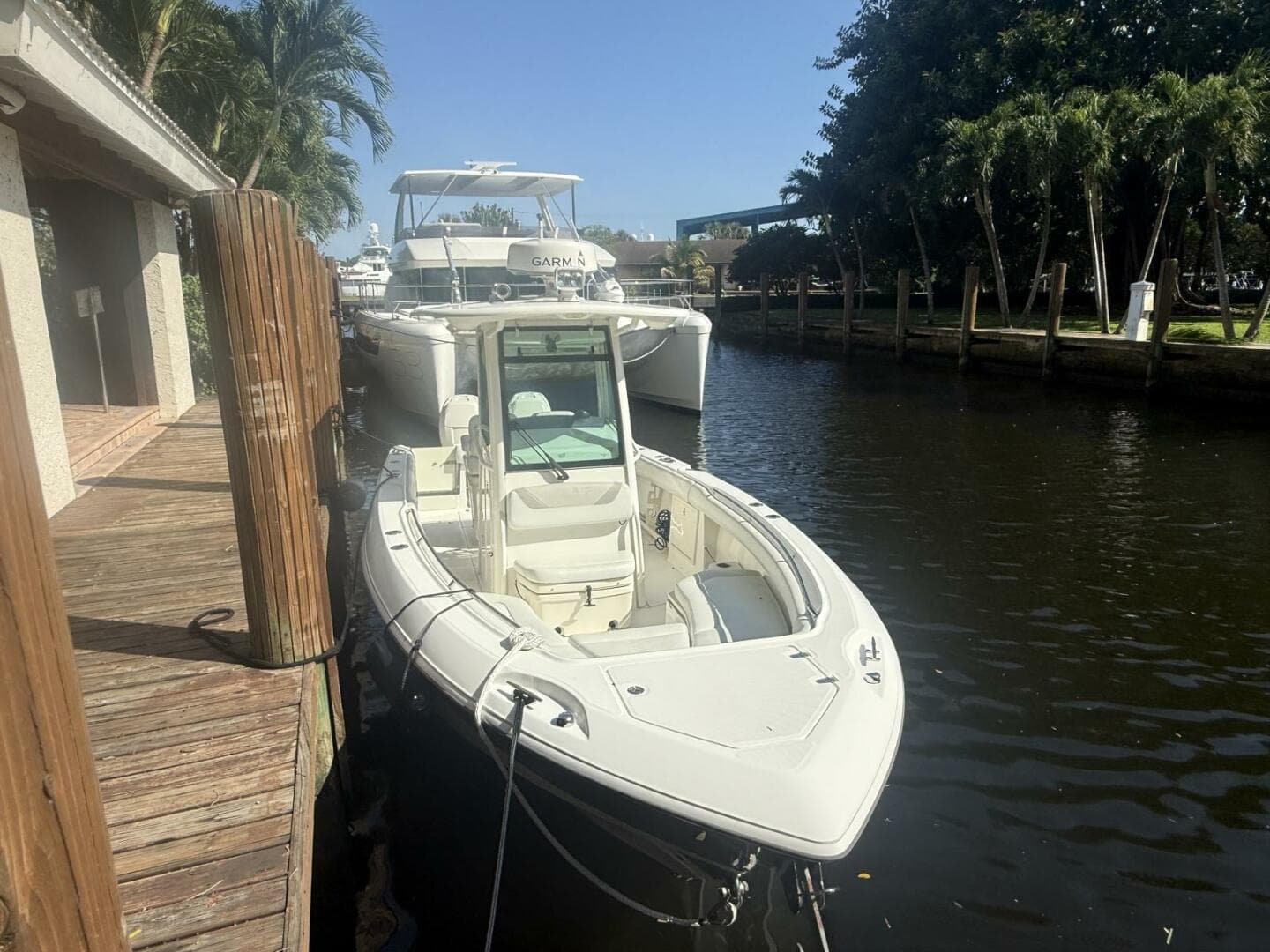 2016 Boston Whaler 280 Outrage — photo 2