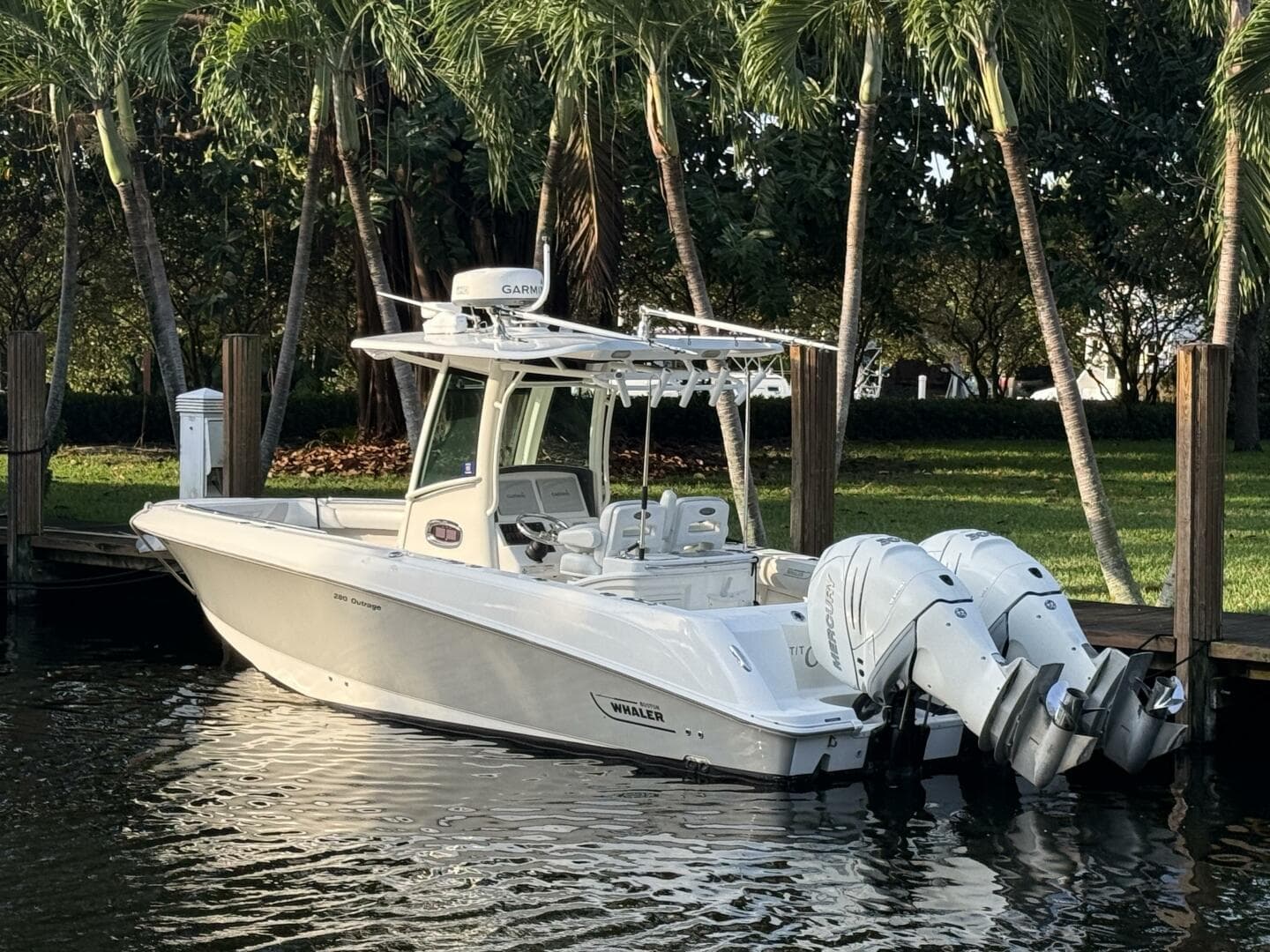 2016 Boston Whaler 280 Outrage — photo 31