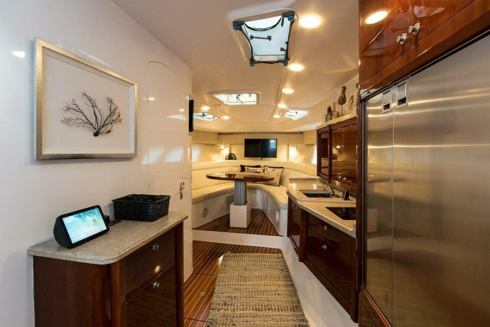 2012 Intrepid 475 Sport Yacht Wheel House — photo 49