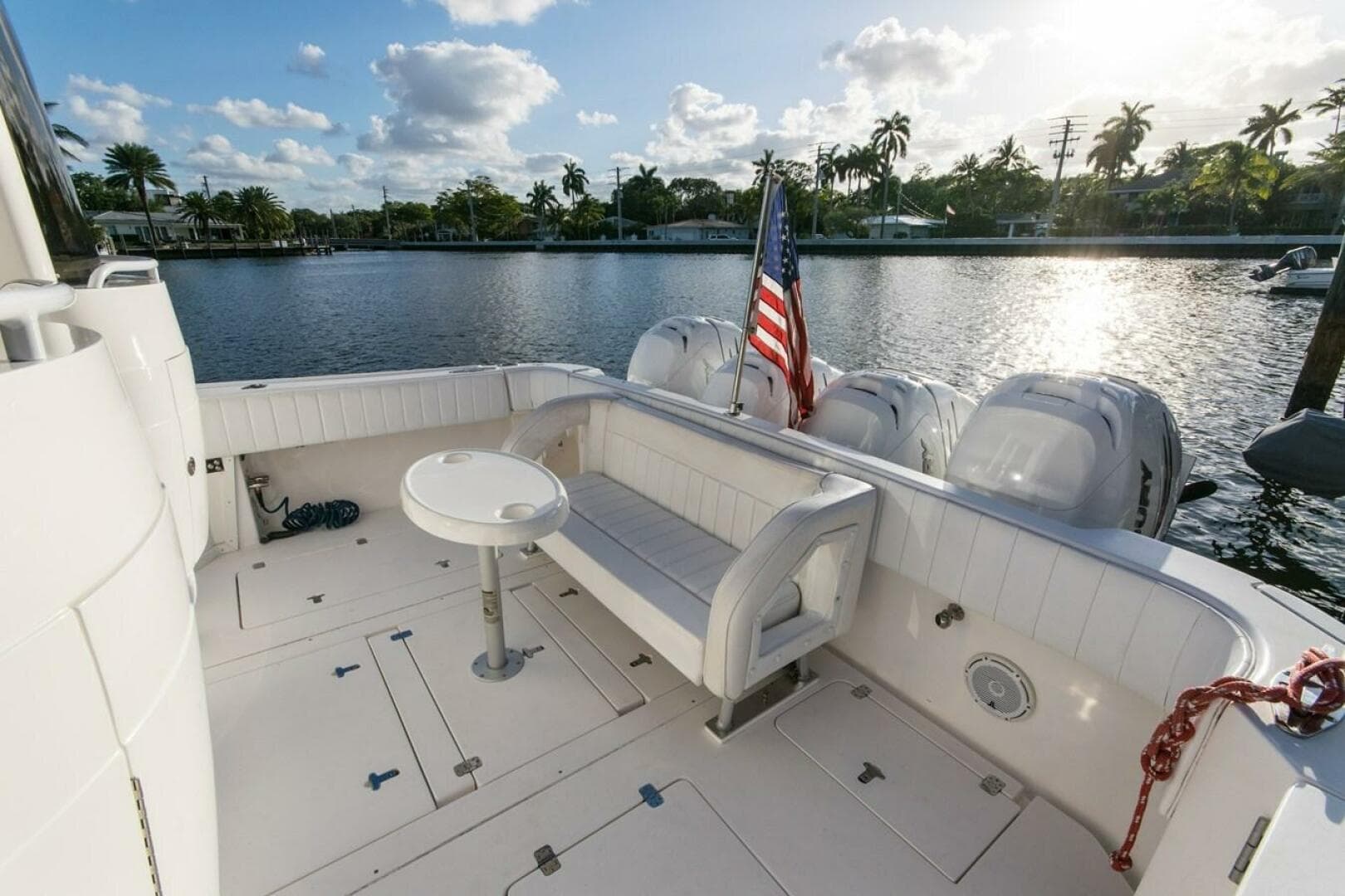 2012 Intrepid 475 Sport Yacht Wheel House — photo 18