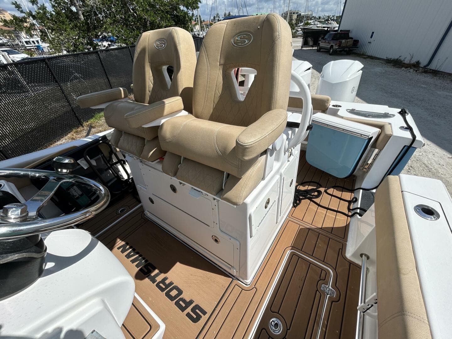 2018 Sportsman 282 Open — photo 18