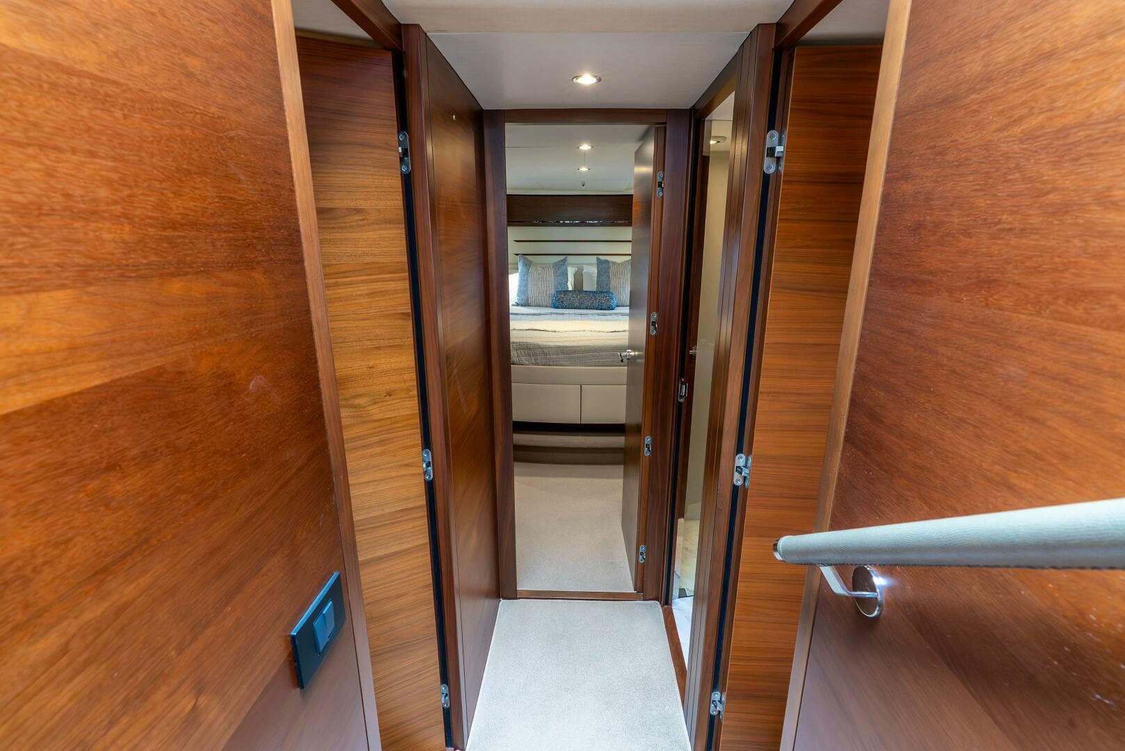 2018 Princess Yachts — photo 50