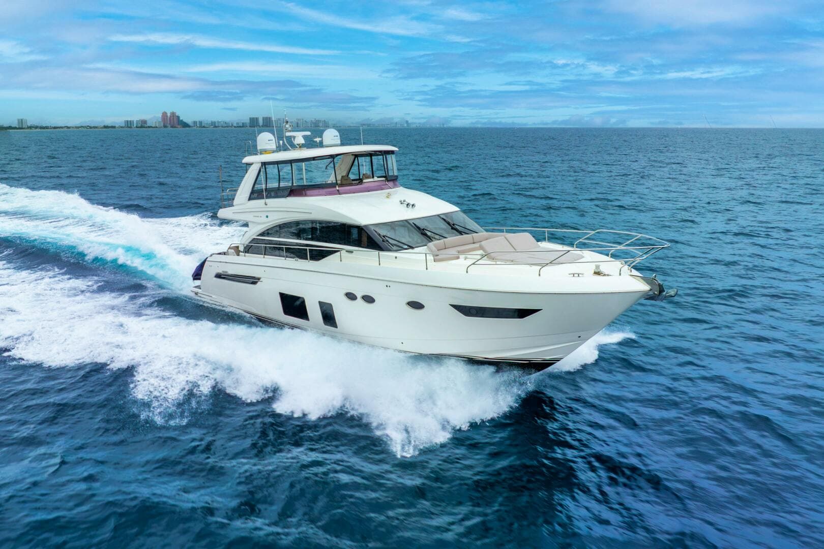 2018 Princess Yachts — photo 1