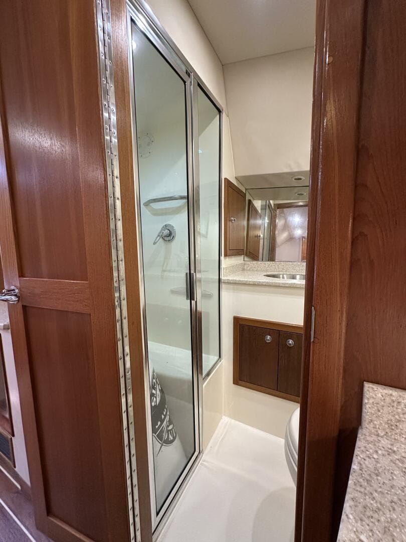 2007 Albemarle 360 Express — photo 12