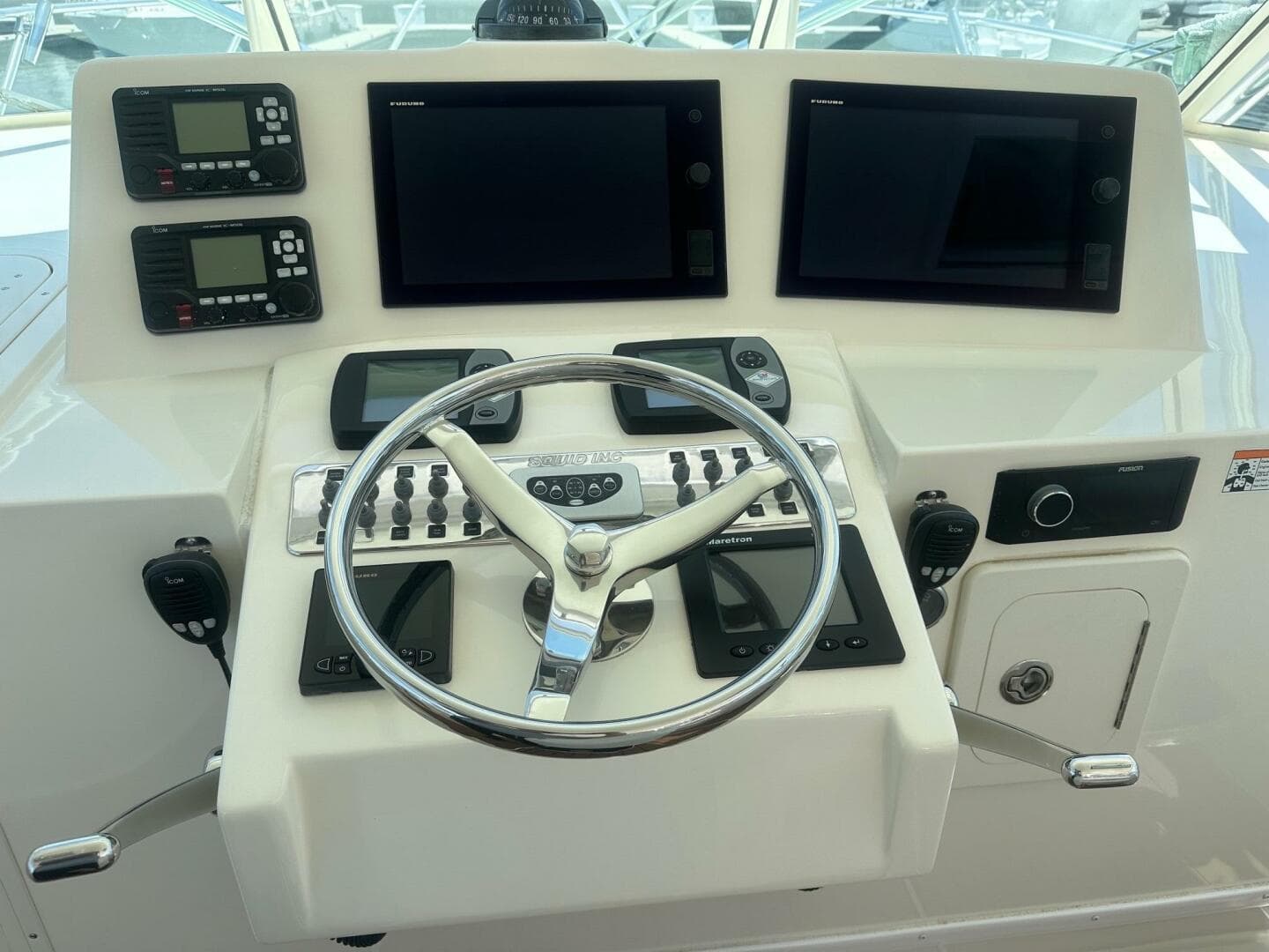 2007 Albemarle 360 Express — photo 2