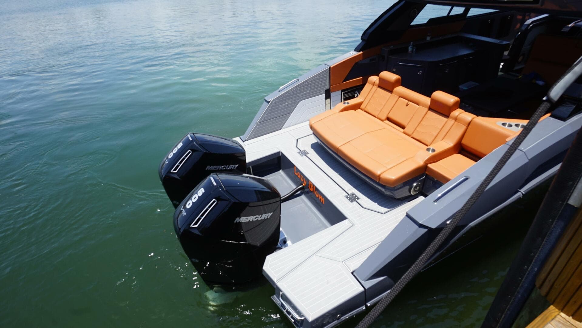 2023 Cruisers Yachts 42 Gls OB — photo 3