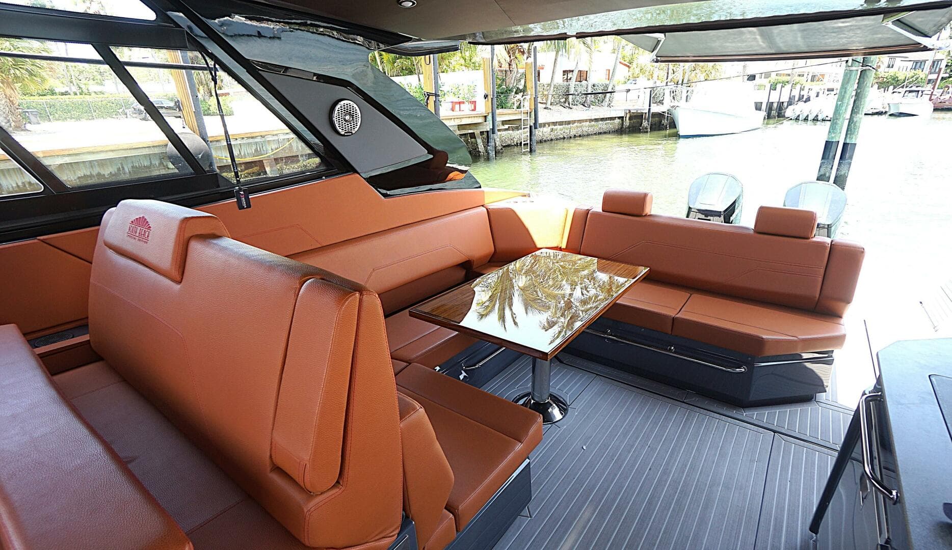 2023 Cruisers Yachts 42 Gls OB — photo 7