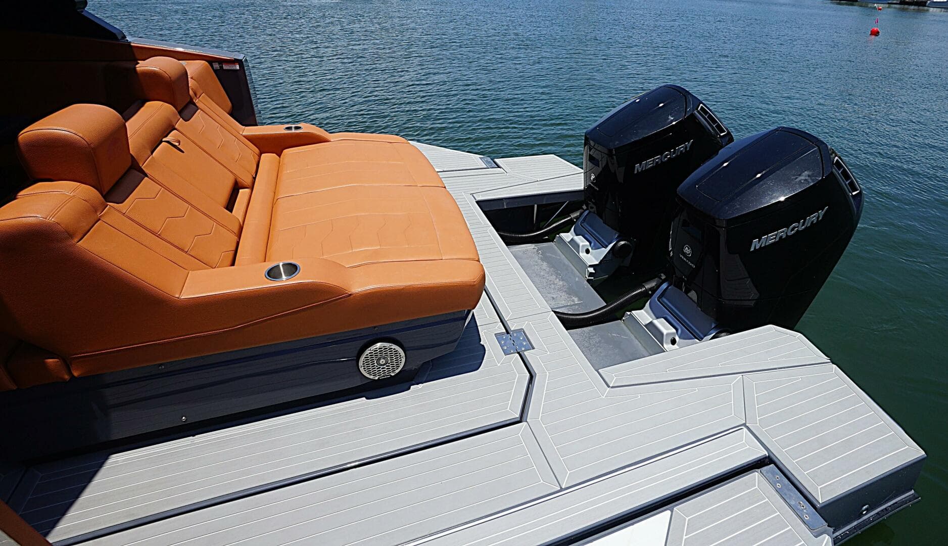 2023 Cruisers Yachts 42 Gls OB — photo 4