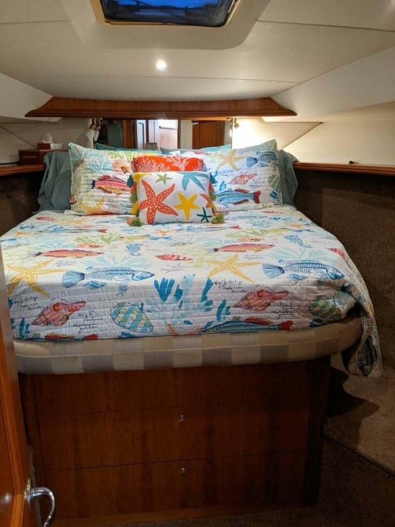 2001 Silverton 42 Convertible — photo 20