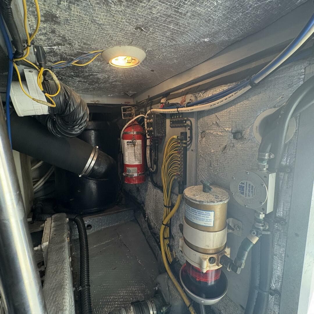 2001 Silverton 42 Convertible — photo 90