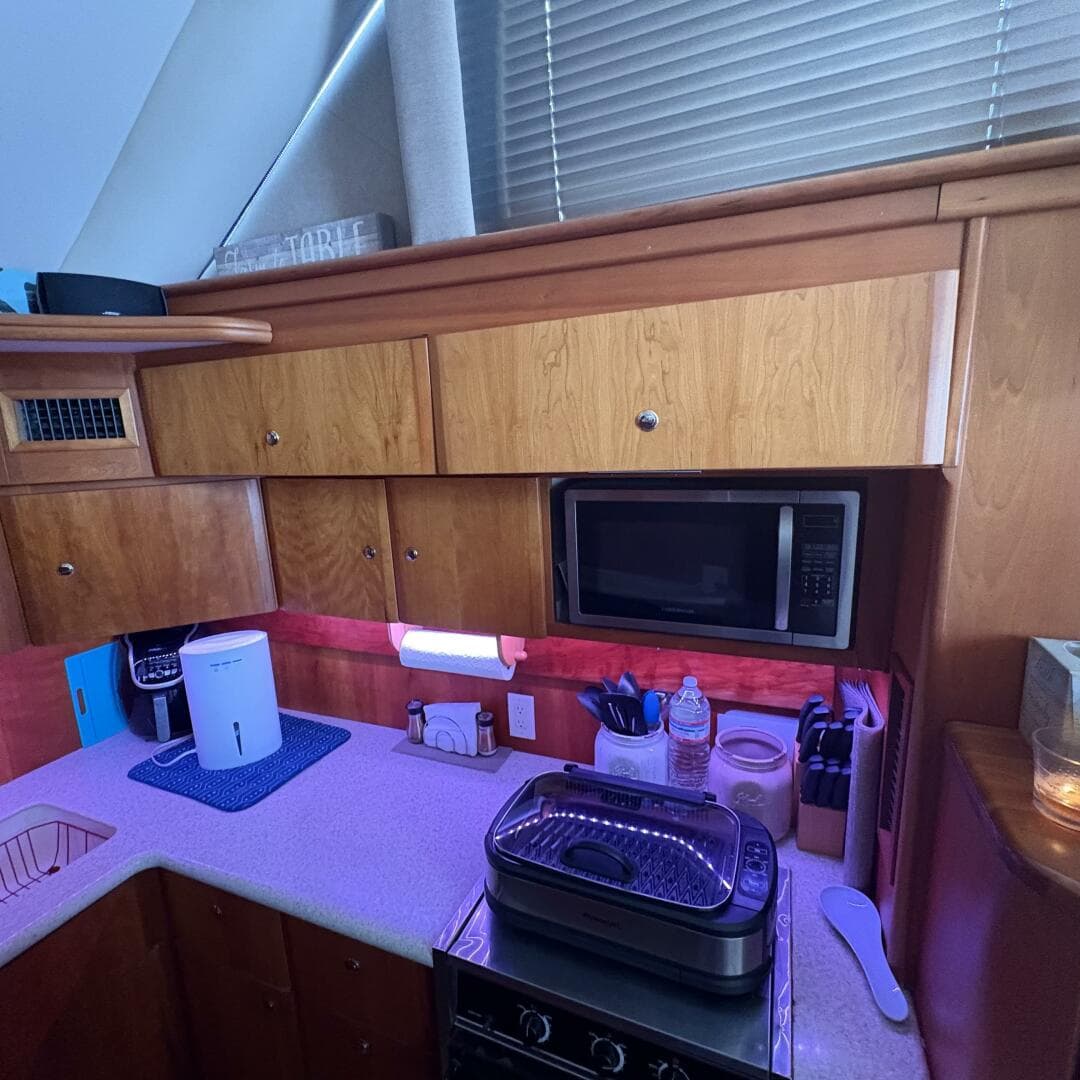 2001 Silverton 42 Convertible — photo 80