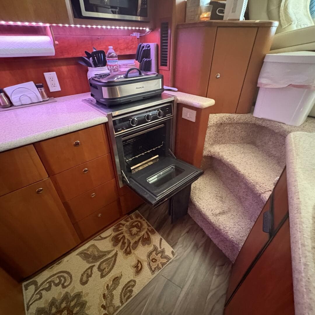 2001 Silverton 42 Convertible — photo 72