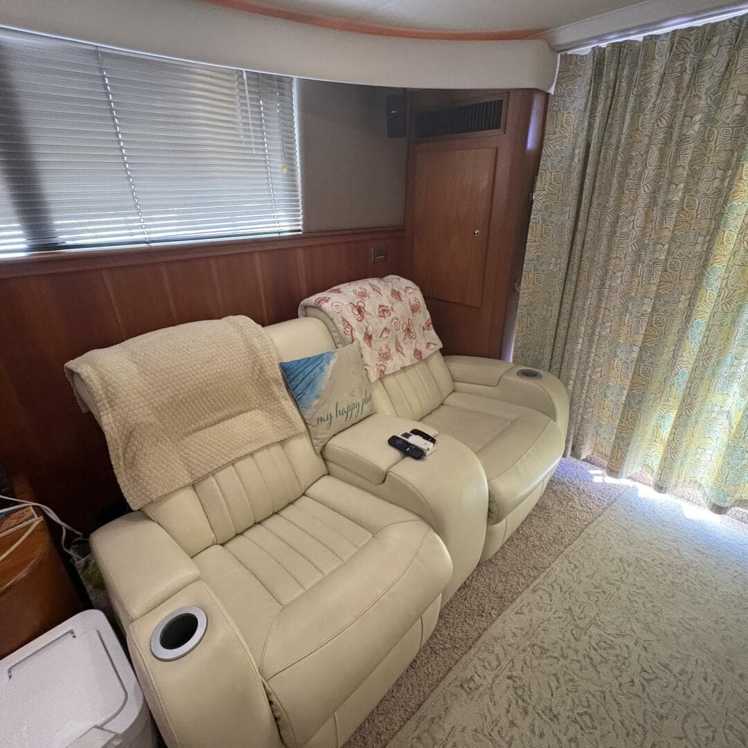 2001 Silverton 42 Convertible — photo 75