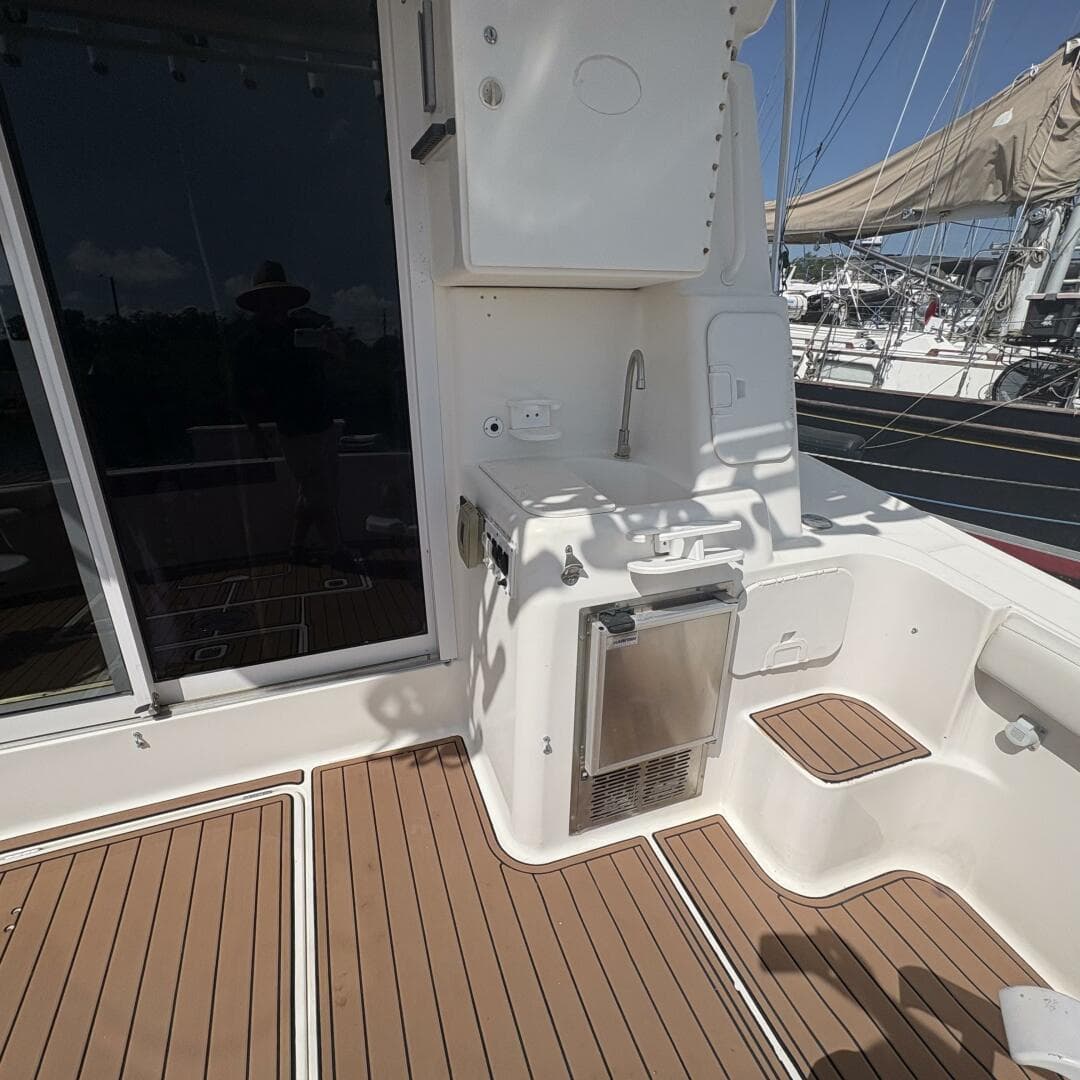 2001 Silverton 42 Convertible — photo 98