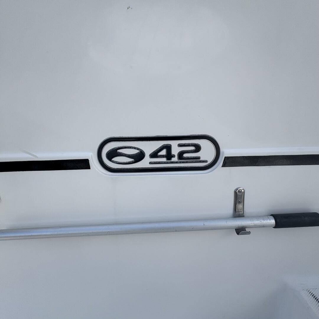 2001 Silverton 42 Convertible — photo 17