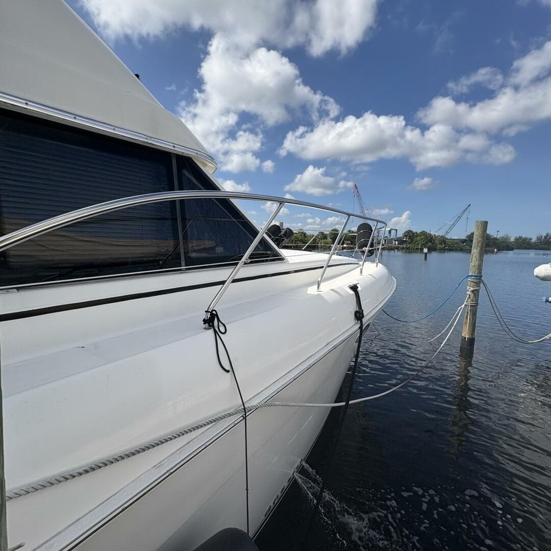 2001 Silverton 42 Convertible — photo 104