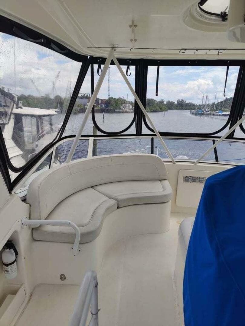 2001 Silverton 42 Convertible — photo 9