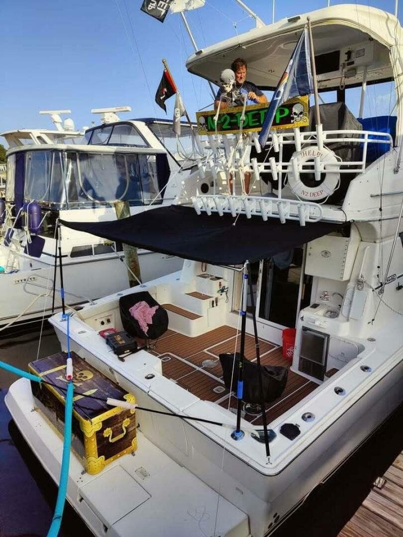 2001 Silverton 42 Convertible — photo 7