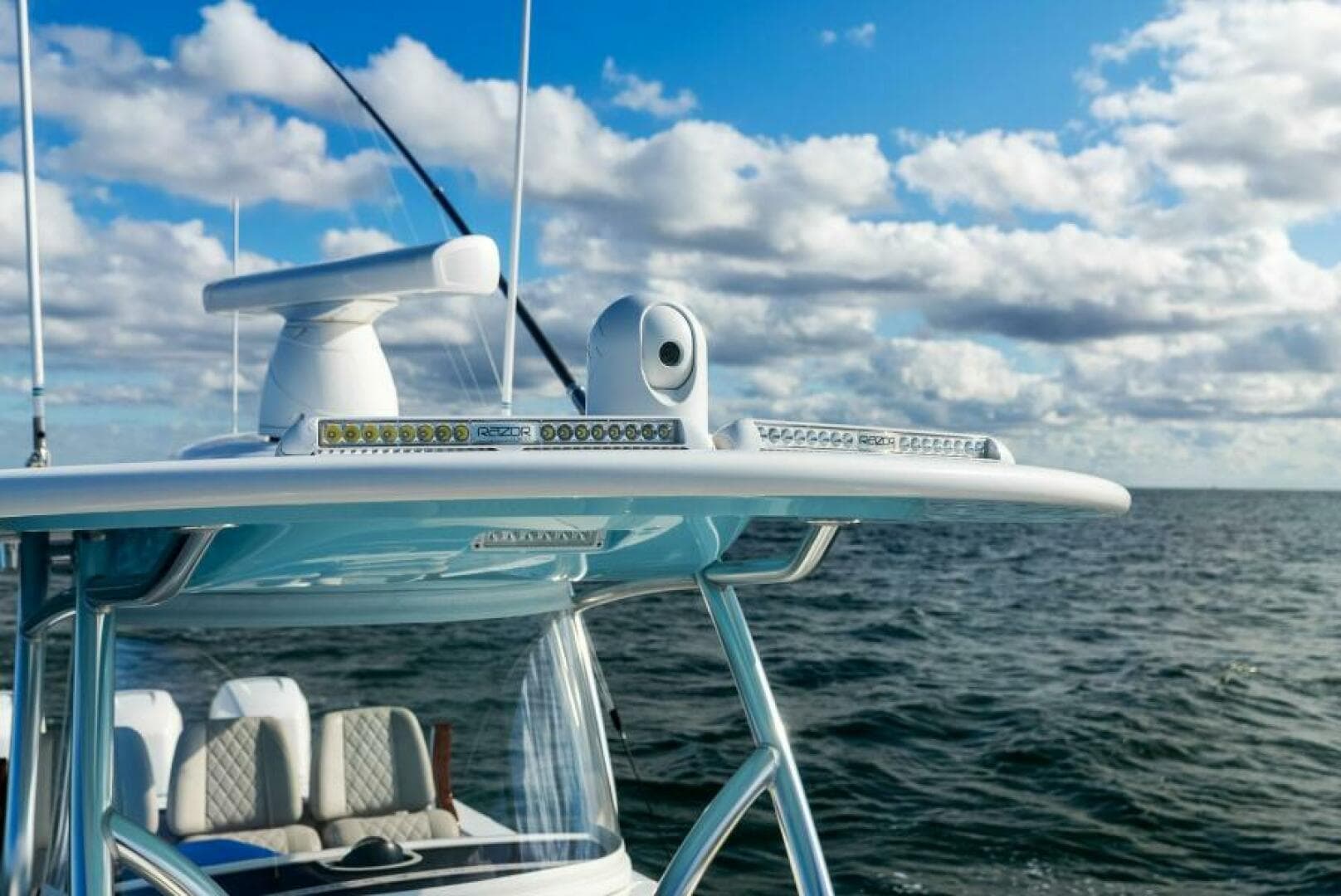 2021 Valhalla Boatworks V-37 — photo 22