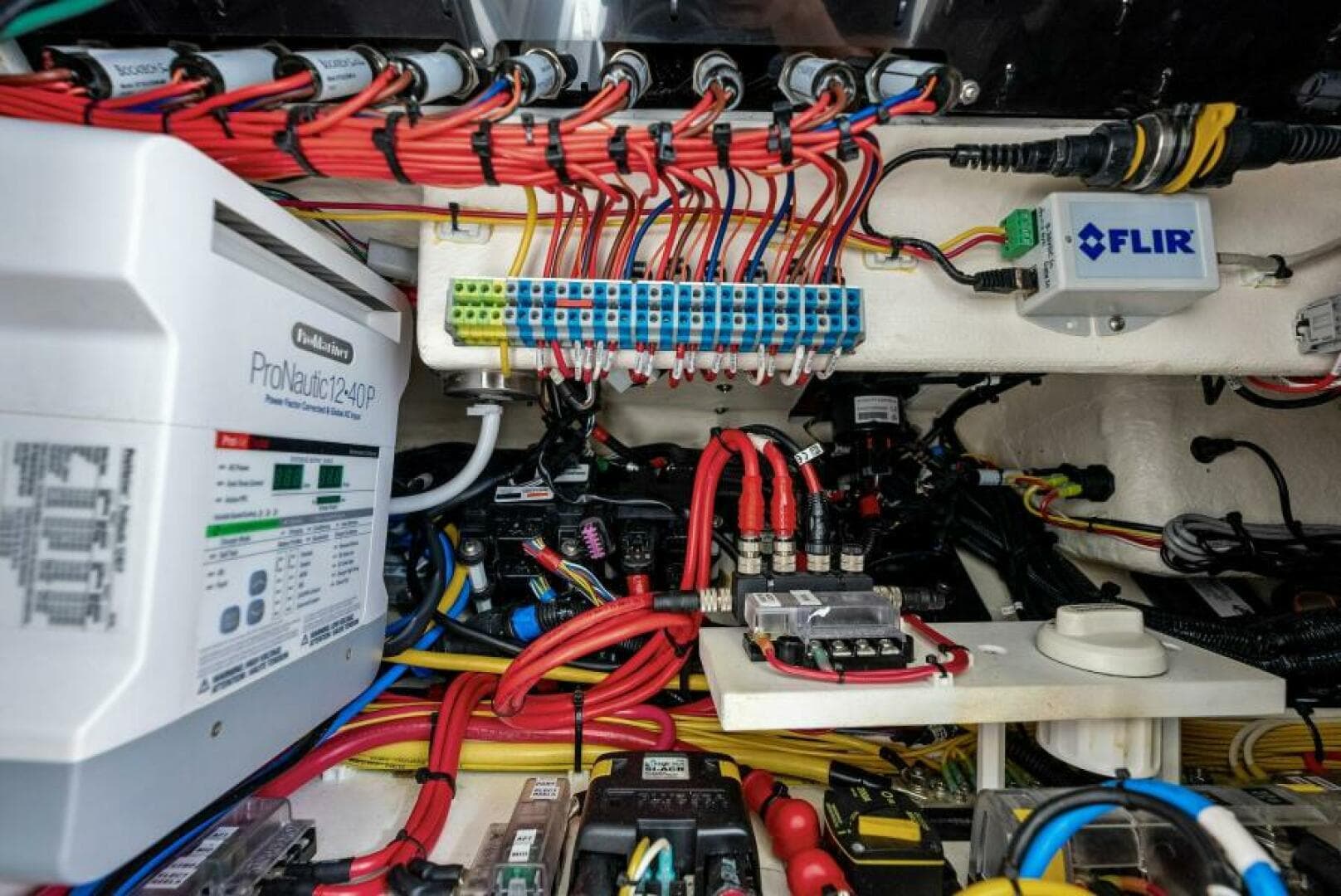 2021 Valhalla Boatworks V-37 — photo 18