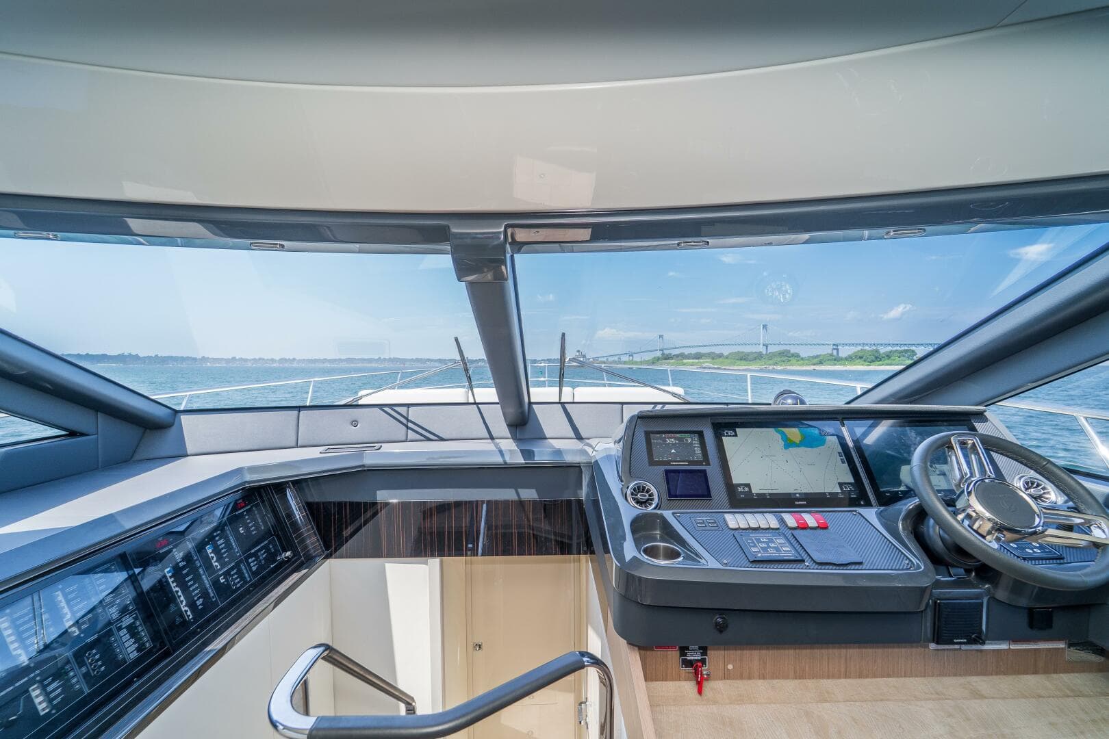 2023 Absolute 62 Fly — photo 33