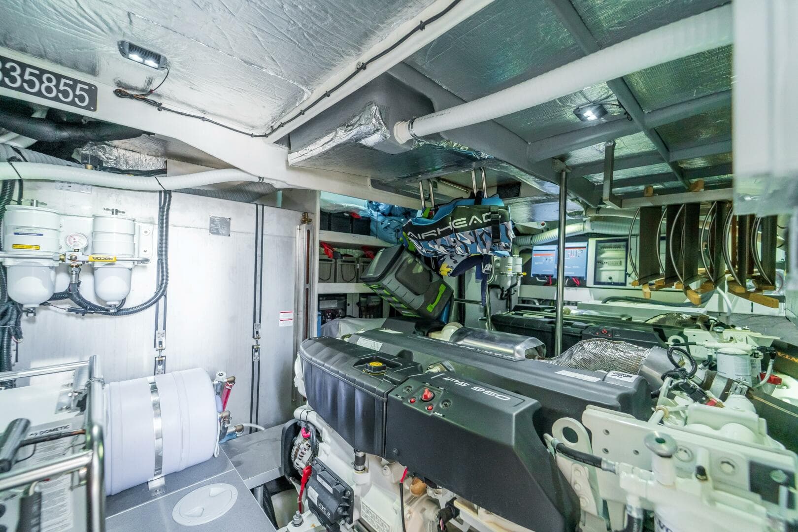 2023 Absolute 62 Fly — photo 49