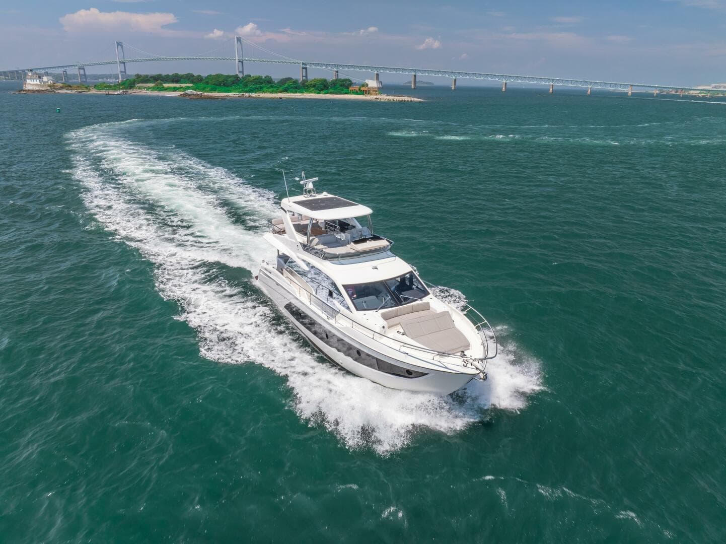 2023 Absolute 62 Fly — photo 4