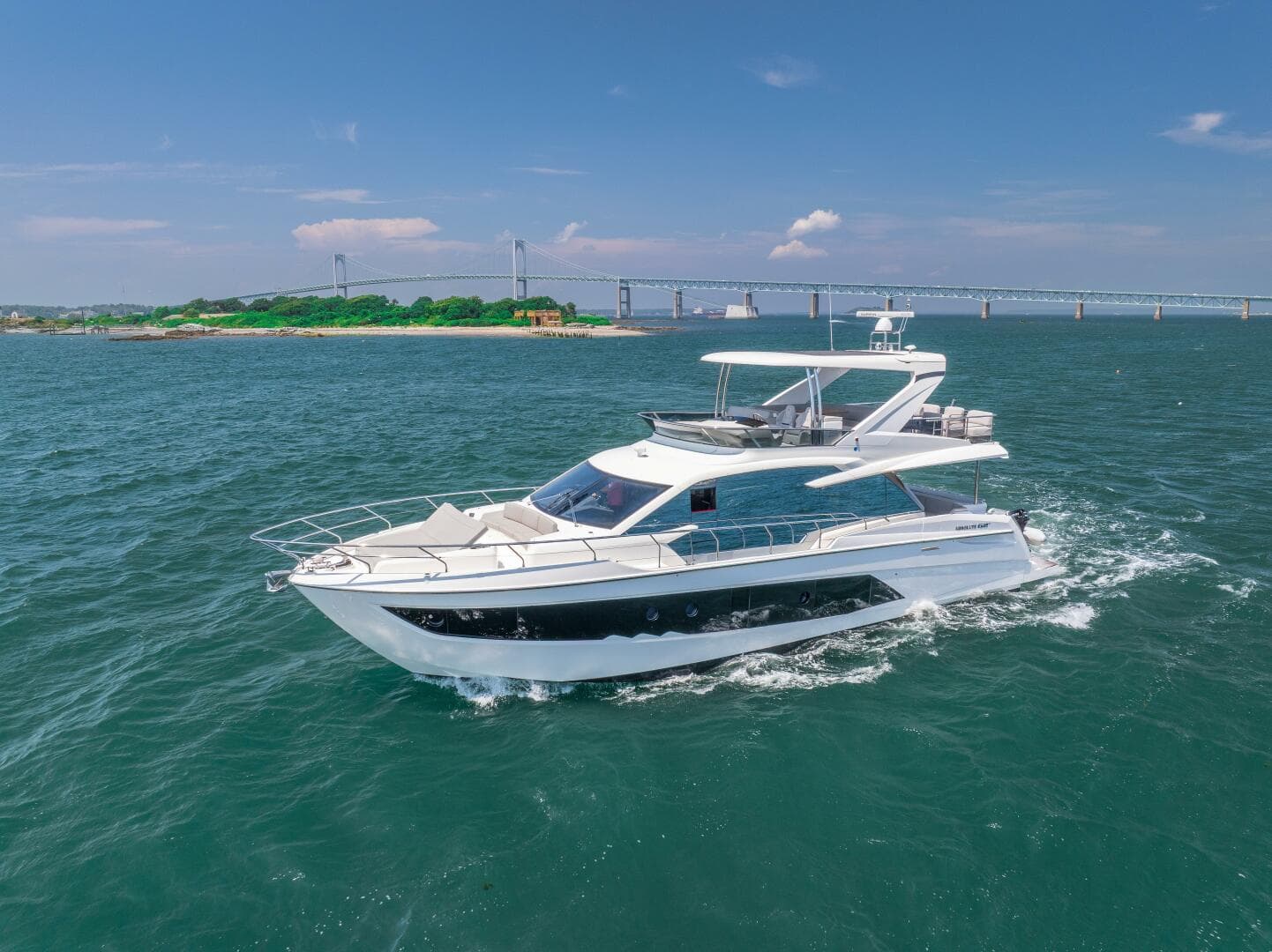 2023 Absolute 62 Fly — photo 8