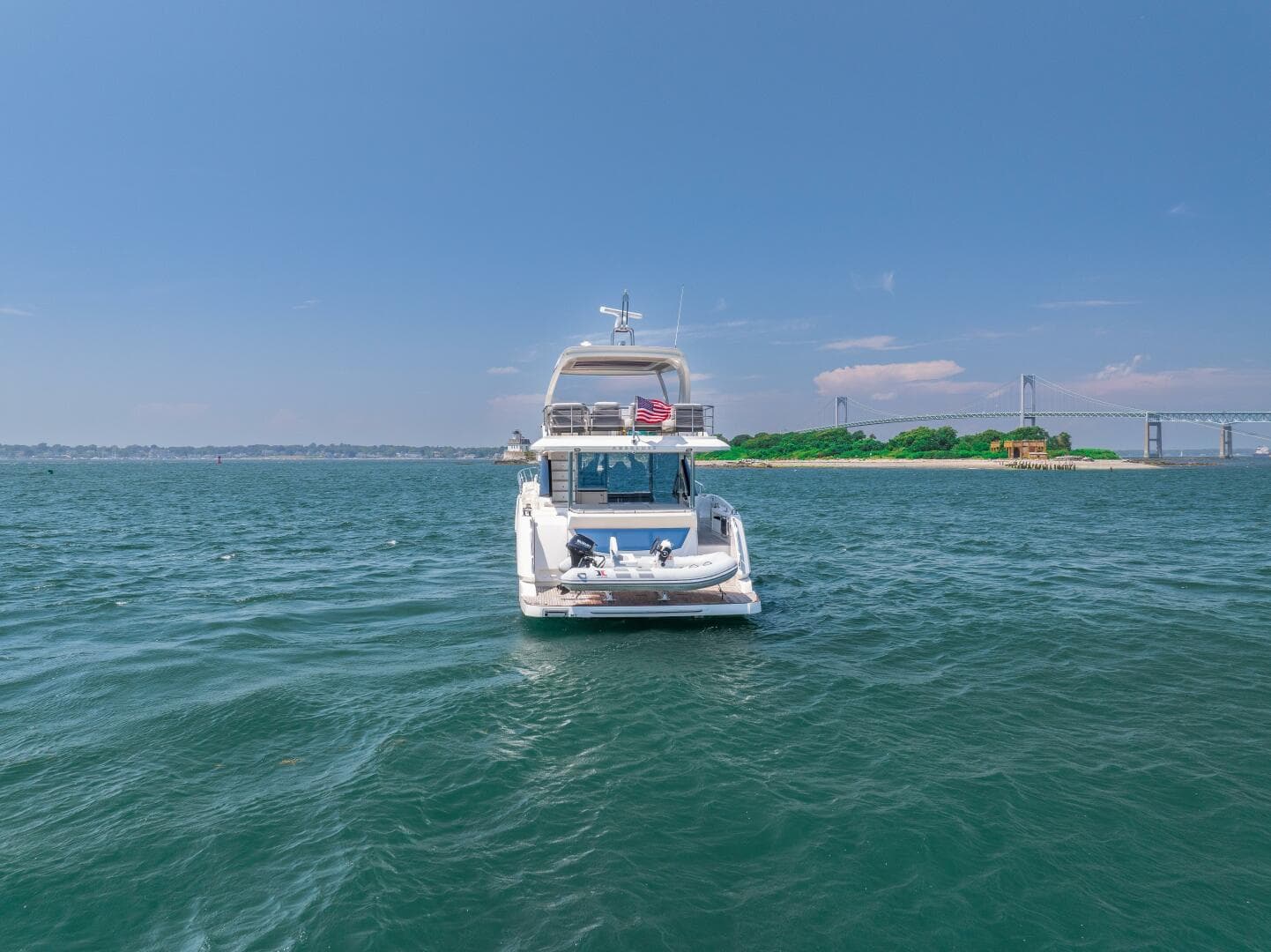 2023 Absolute 62 Fly — photo 13