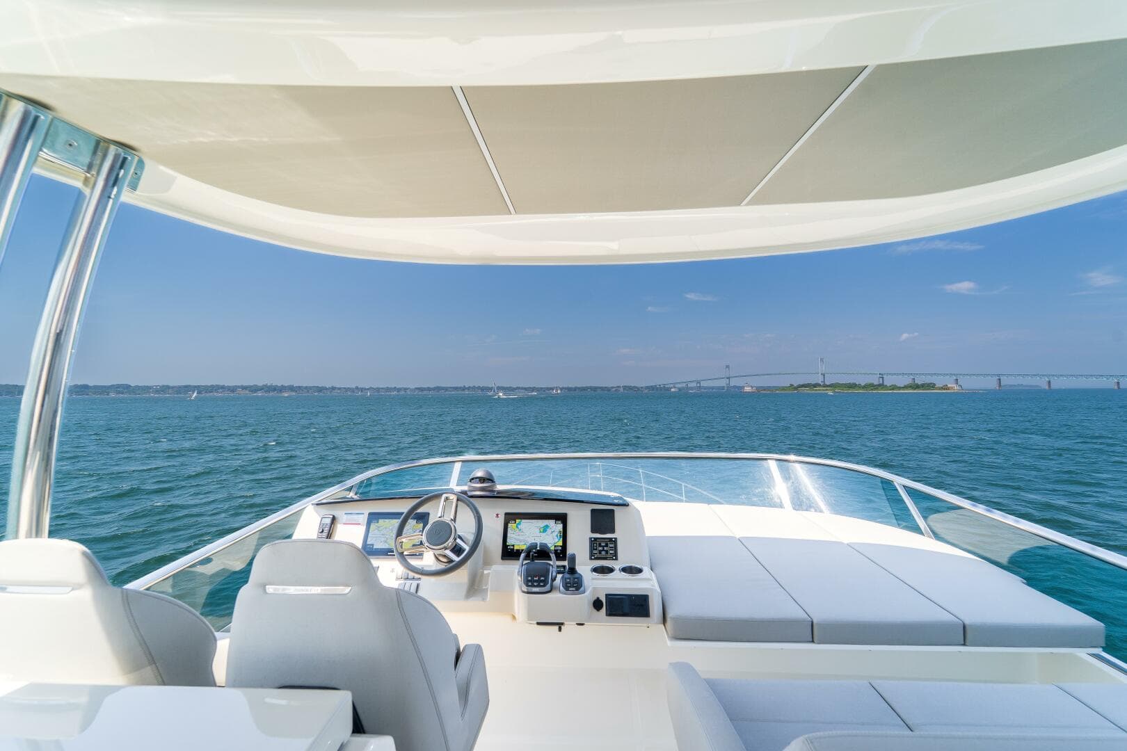 2023 Absolute 62 Fly — photo 28