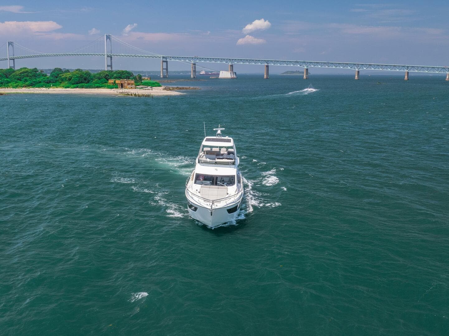 2023 Absolute 62 Fly — photo 3